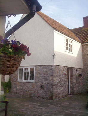 Courtyard Cottage